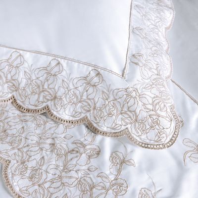 TRUSSARDI - CAMA - CASCINE - DETALHE 1